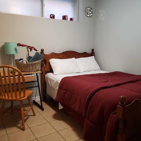 Private Room In Downtown ハリファックス エクステリア 写真