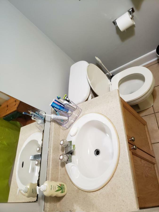 Private Room In Downtown ハリファックス エクステリア 写真