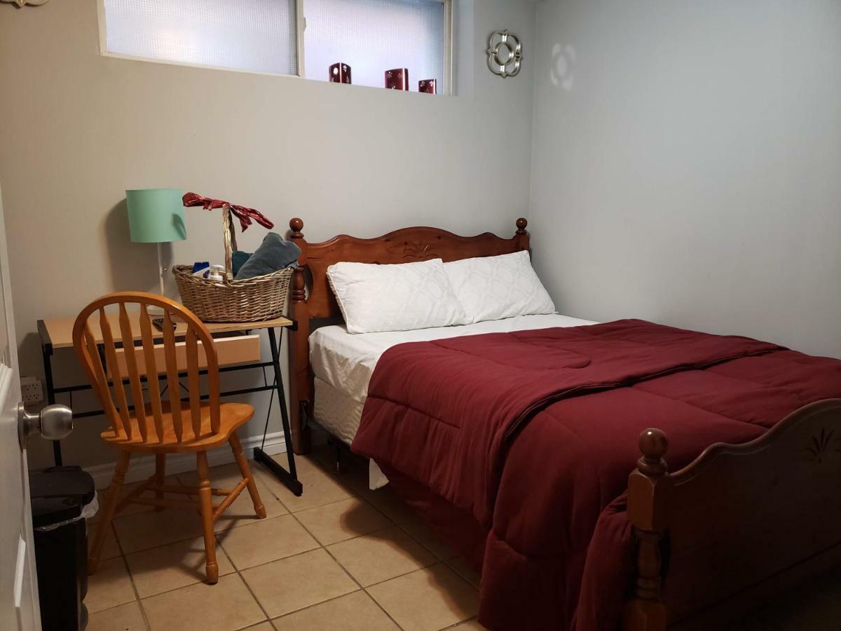 Private Room In Downtown ハリファックス エクステリア 写真