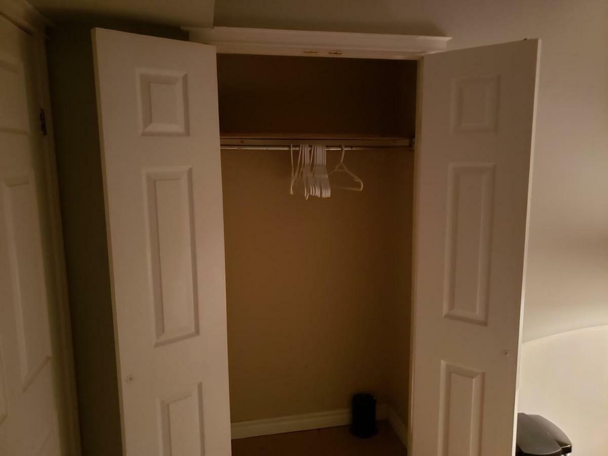 Private Room In Downtown ハリファックス エクステリア 写真