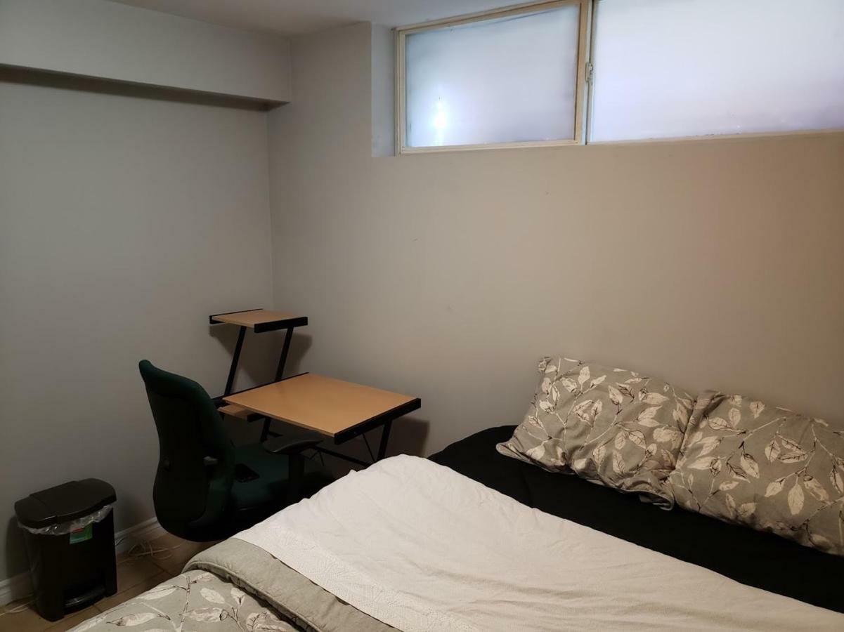 Private Room In Downtown ハリファックス エクステリア 写真